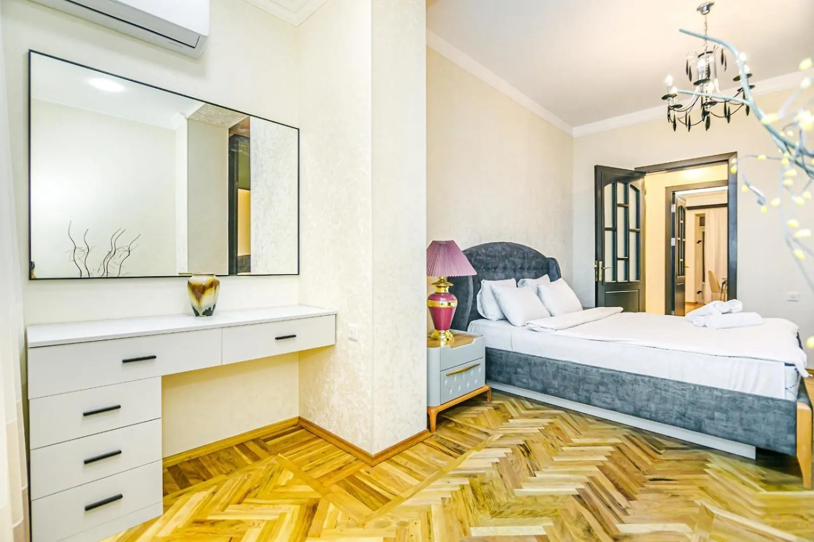 Fountain Square Baku Apartment