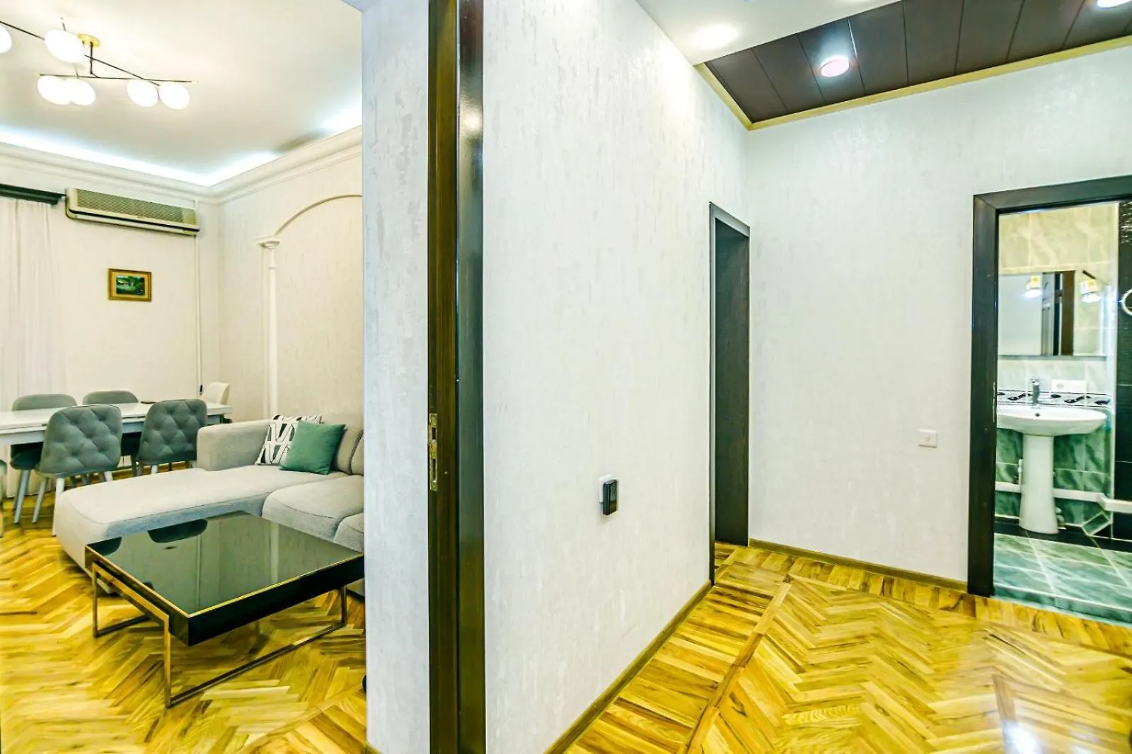 Fountain Square Baku Apartment
