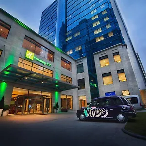 4* فندق هوليداي إن